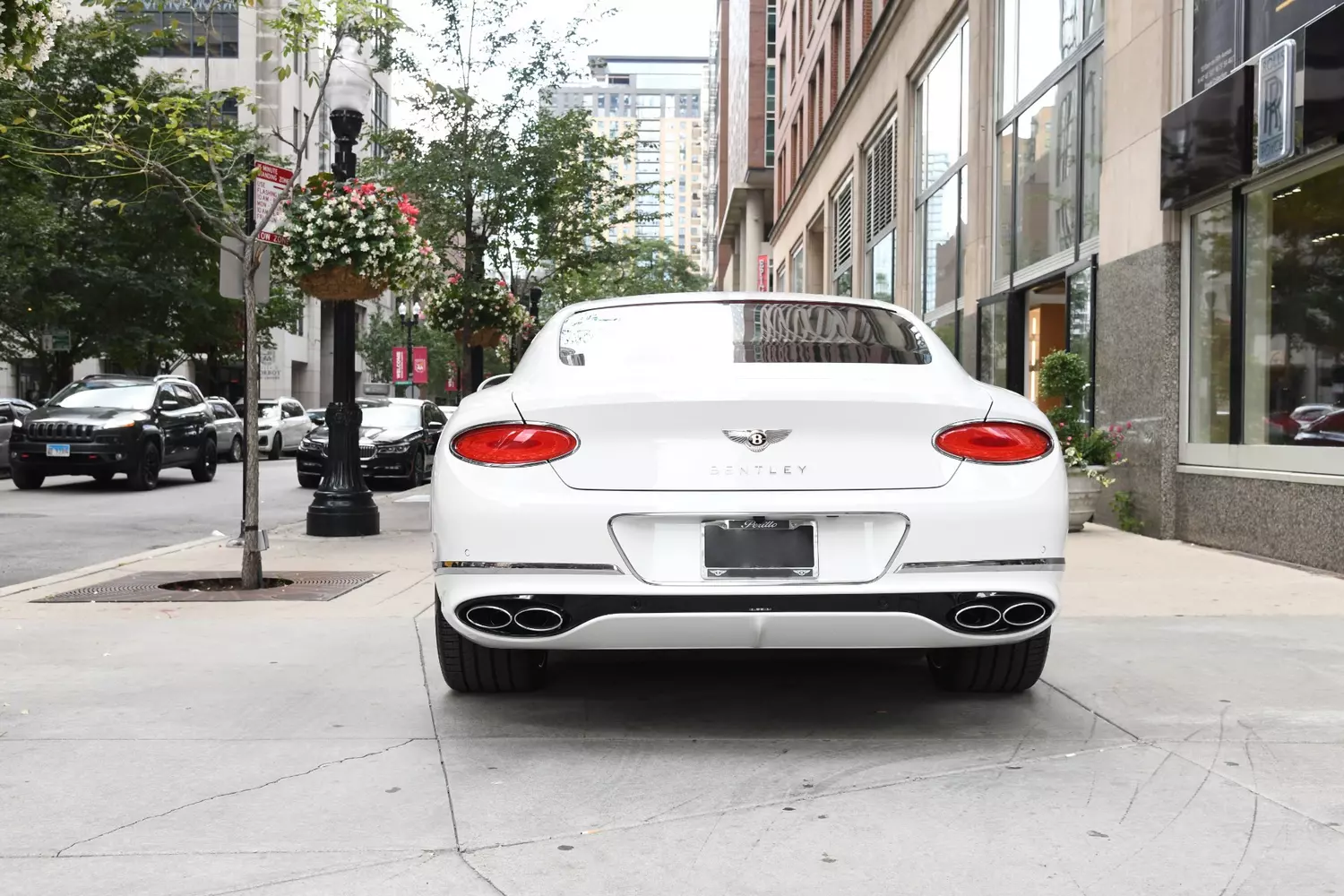 Bentley Continental GTC, photo from behind Bentley Continental GTC, photo from behind