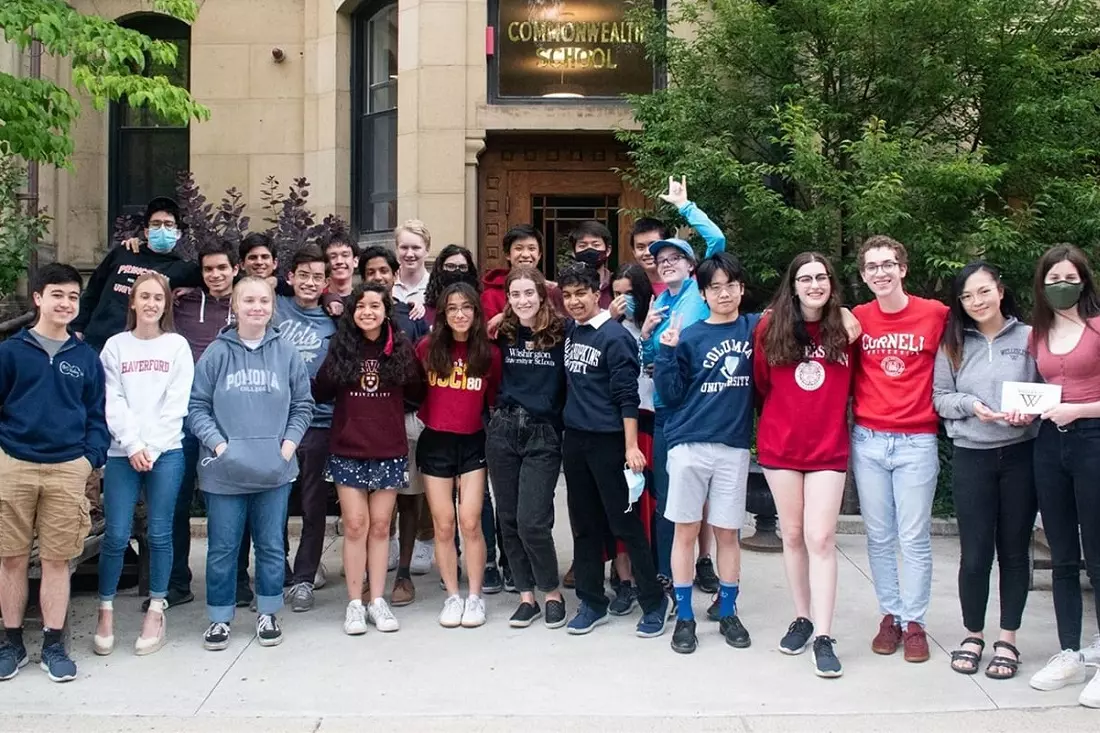 Group of students near Commonwealth School Students near Commonwealth School — general photo