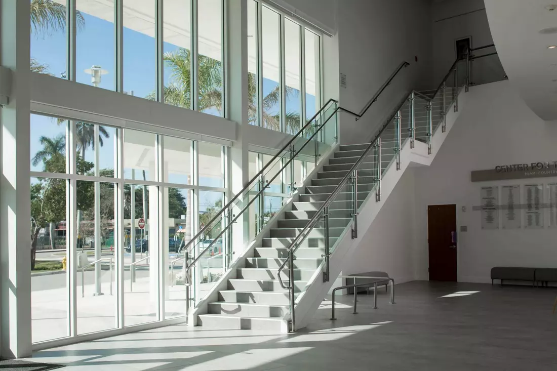 Miami Country Day School — a private school in Florida Photo of the hall in Miami Country Day School — American Butler