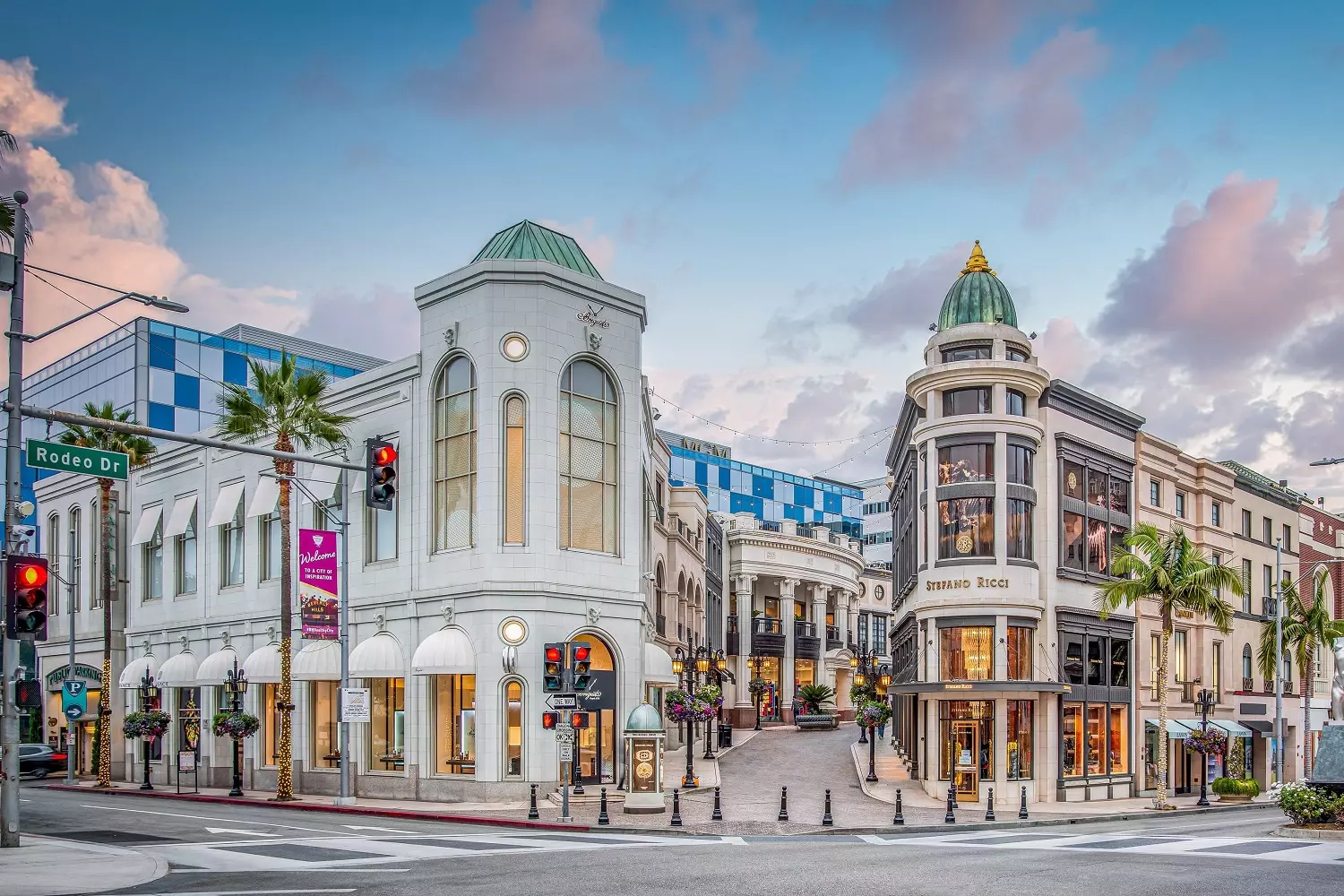 Торговый комплекс Two Rodeo Drive Торговый комплекс Two Rodeo Drive в Беверли-Хиллз