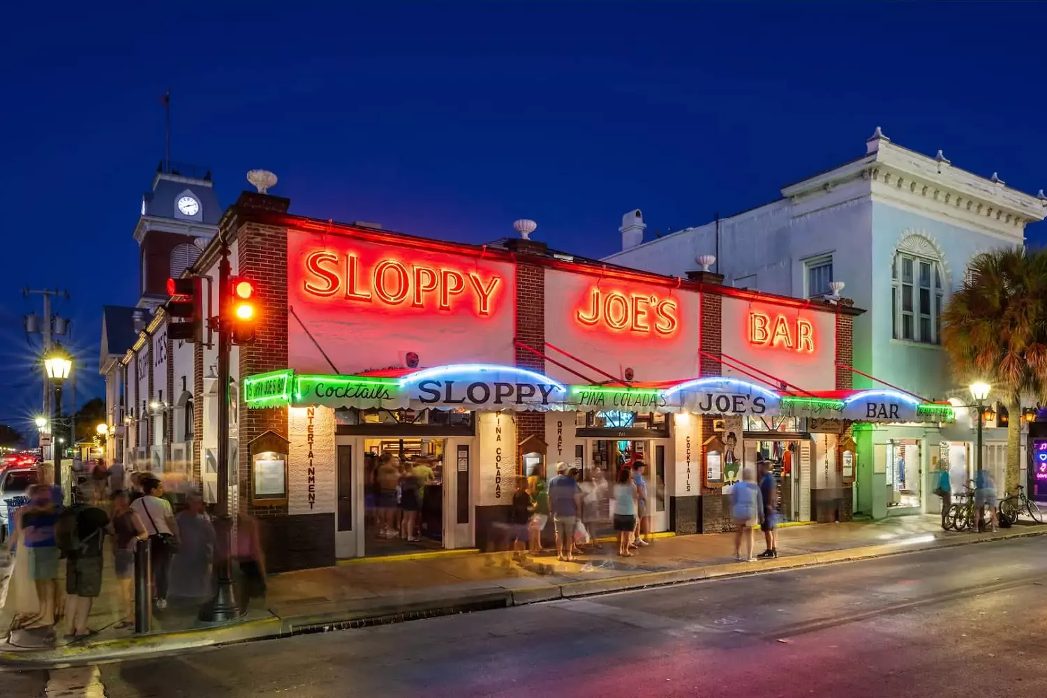 Sloppy Joe's Bar at night Sloppy Joe's Bar at night
