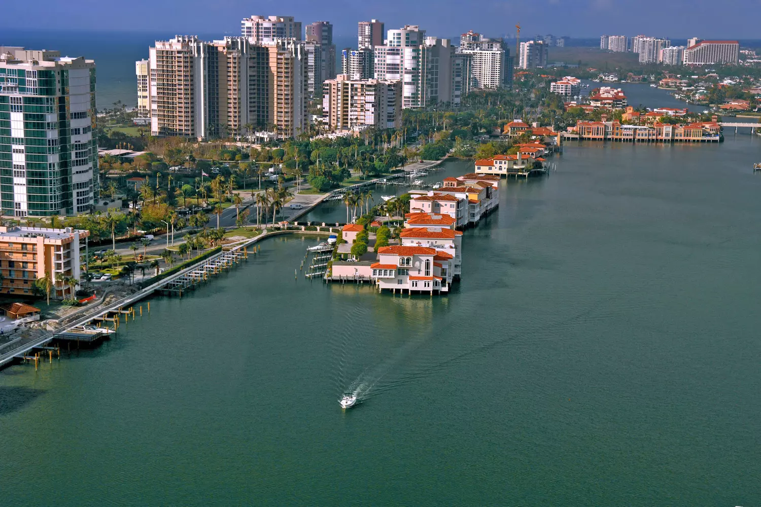 Naples, Florida — Florida Cities and Resorts Naples, Florida — Florida Cities and Resorts — American Butler