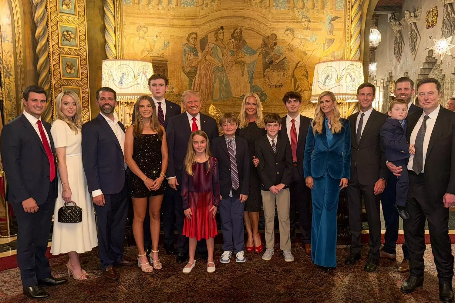 Meeting of politicians in Mar-a-Lago World leaders and politicians in one of the halls of Mar-a-Lago
