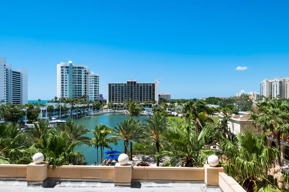 Фото достопримечательностей и Даунтауна — Sarasota, Florida — American Butler Фото достопримечательностей и Даунтауна — Sarasota, Florida — American Butler