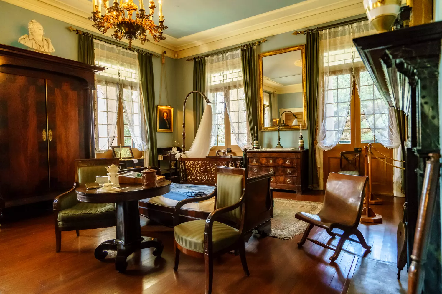 Oak Alley Plantation, Louisiana — гостевые комнаты — American Butler Oak Alley Plantation, Louisiana — фото одной из гостевых комнат