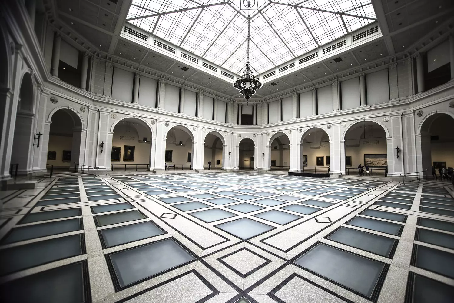 Interior of the Brooklyn Museum Great hall of the Brooklyn Museum