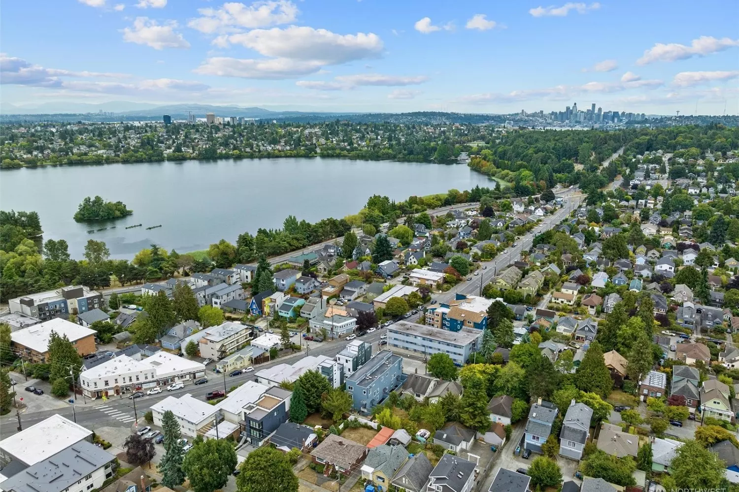 Green Lake neighborhood in Seattle Green Lake neighborhood in Seattle — American Butler