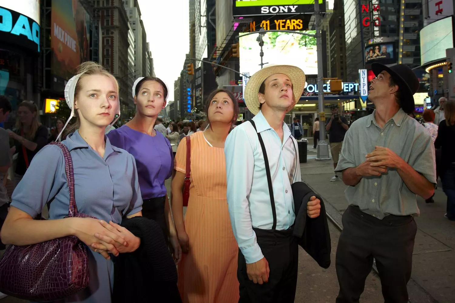 Rumspringa: a time when Amish youth explore the outside world Amish teenagers during Rumspringa exploring modern life