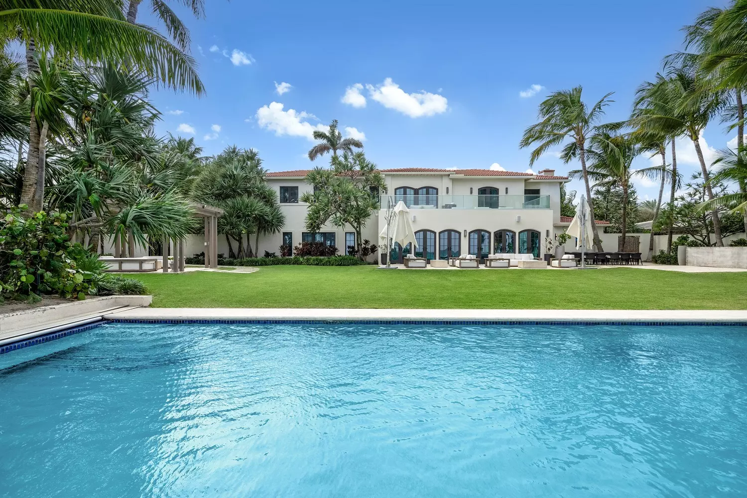 Ricky Martin's Villa in Golden Beach Area Ricky Martin's Villa in Golden Beach Area