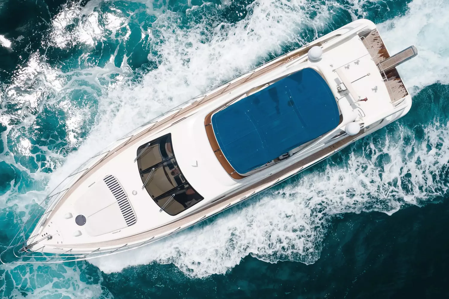 62' Azimut — Yacht Rentals in Miami 62' Azimut — Yacht Rentals in Miami