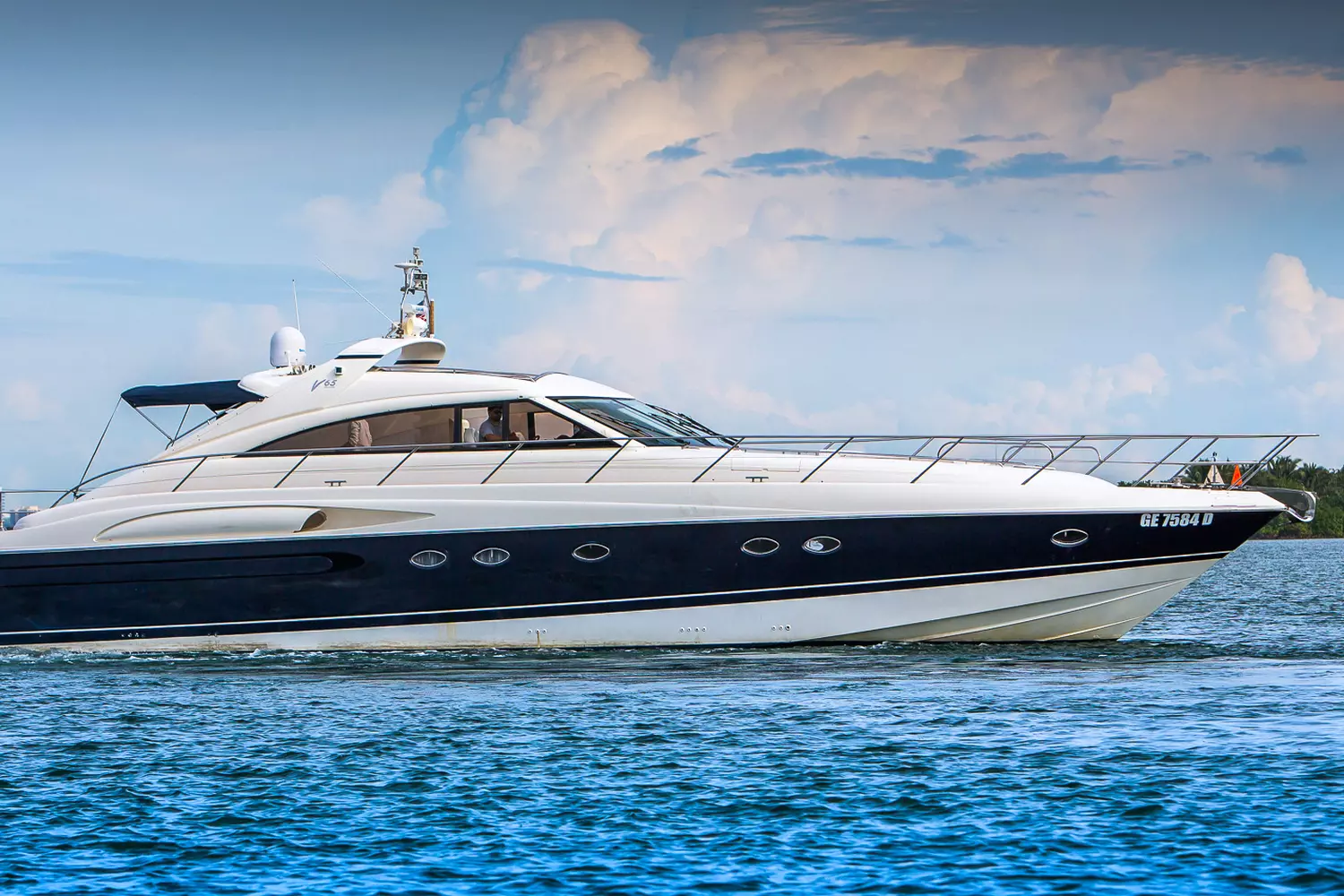 65' Princess Goodfellas — Yacht Rentals in Miami 65' Princess Goodfellas — Yacht Rentals in Miami