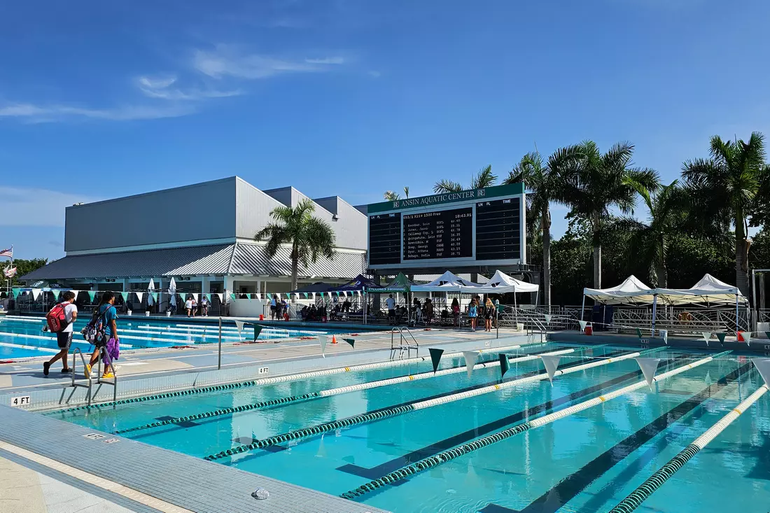 slider - American Butler