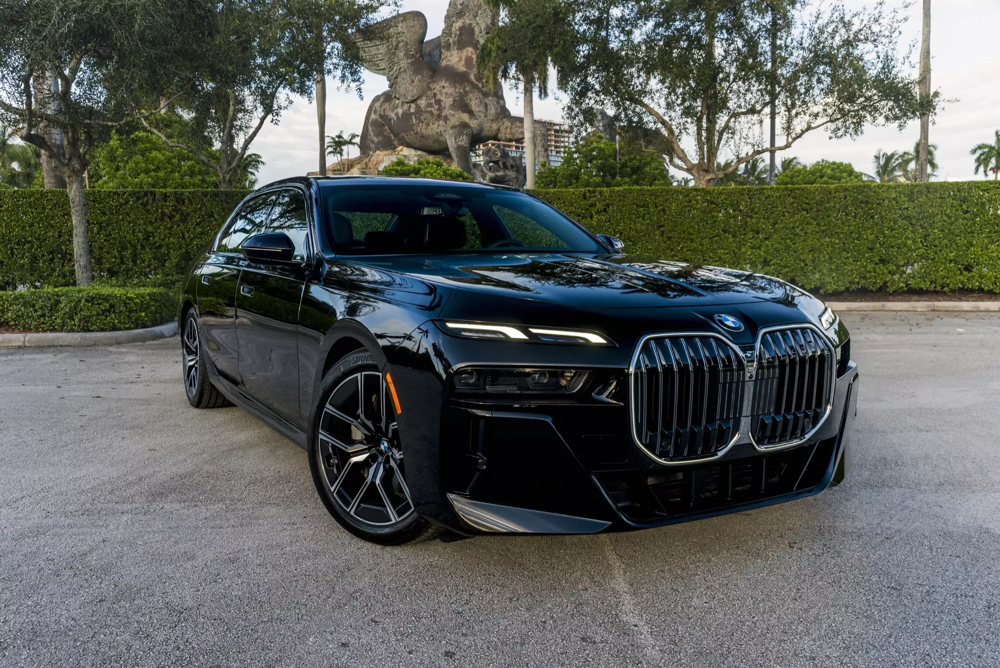 slider - American Butler