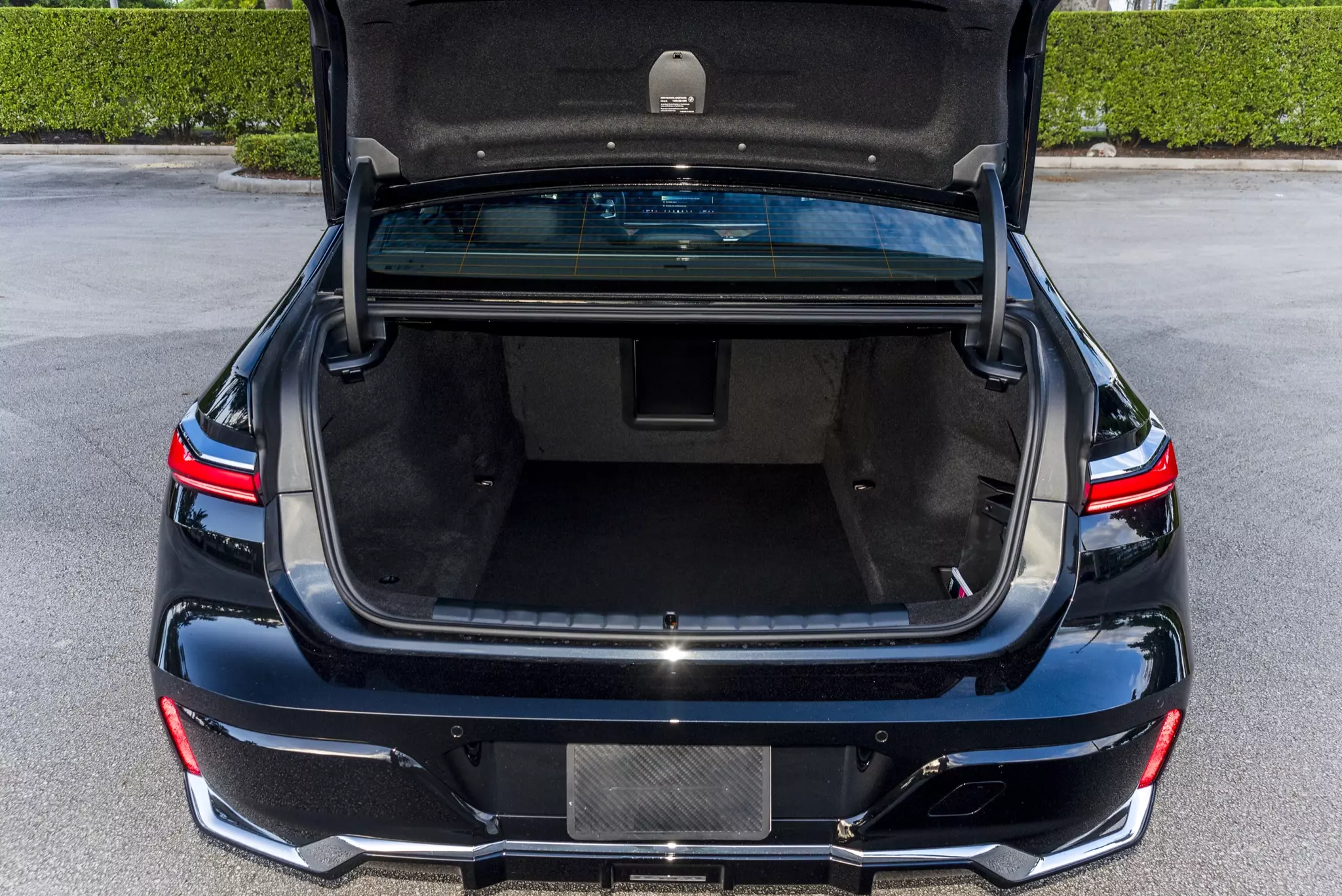 slider - American Butler