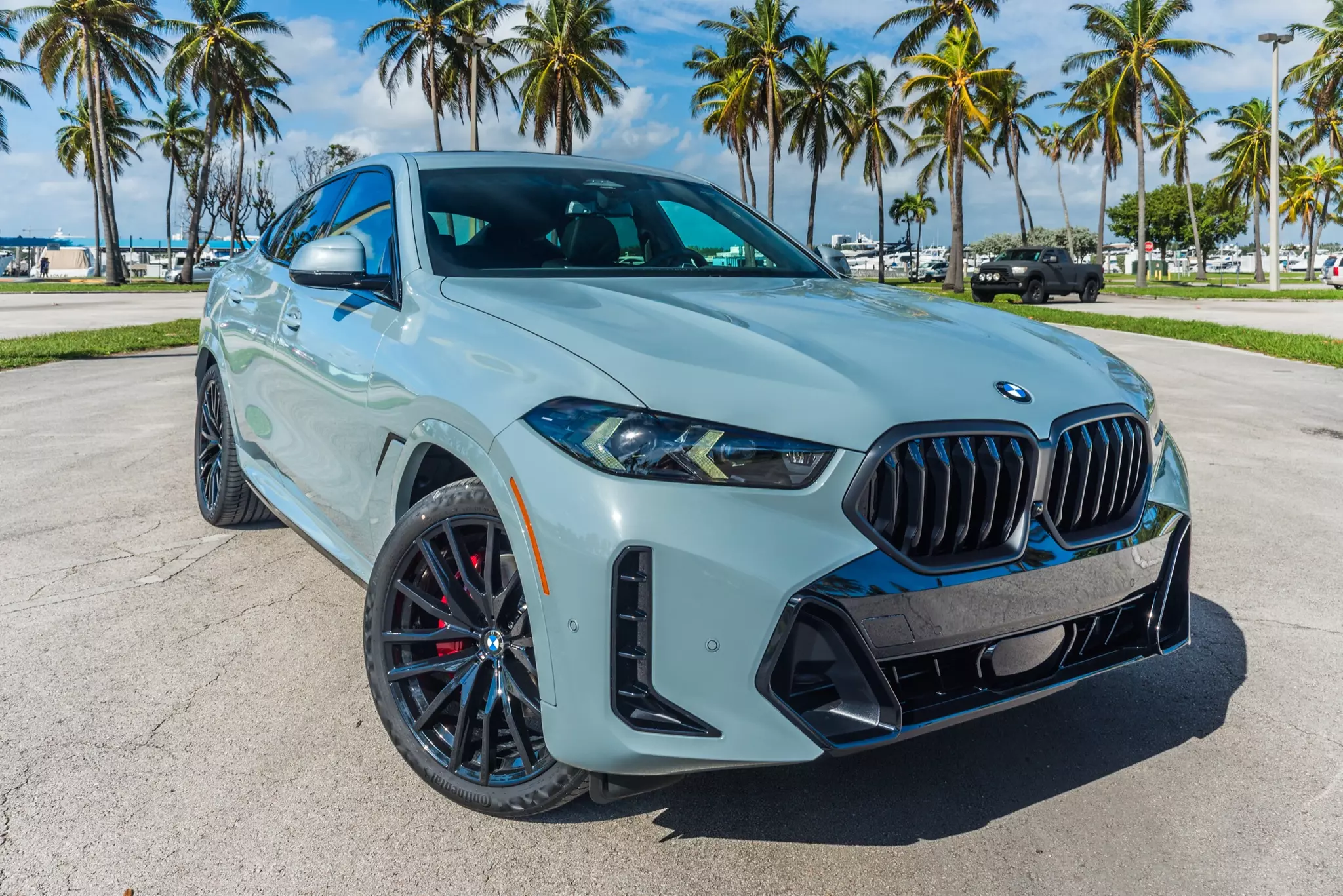 slider - American Butler