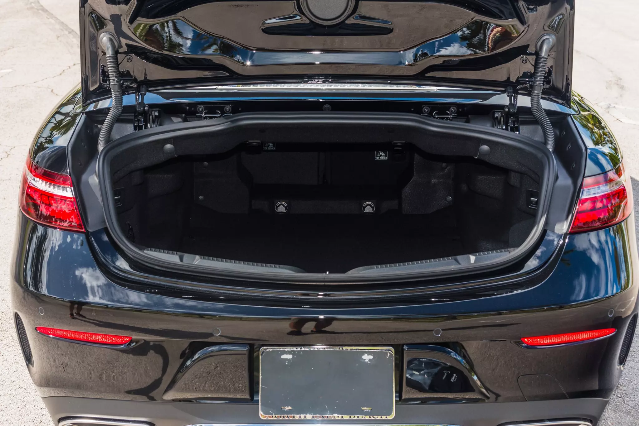 slider - American Butler