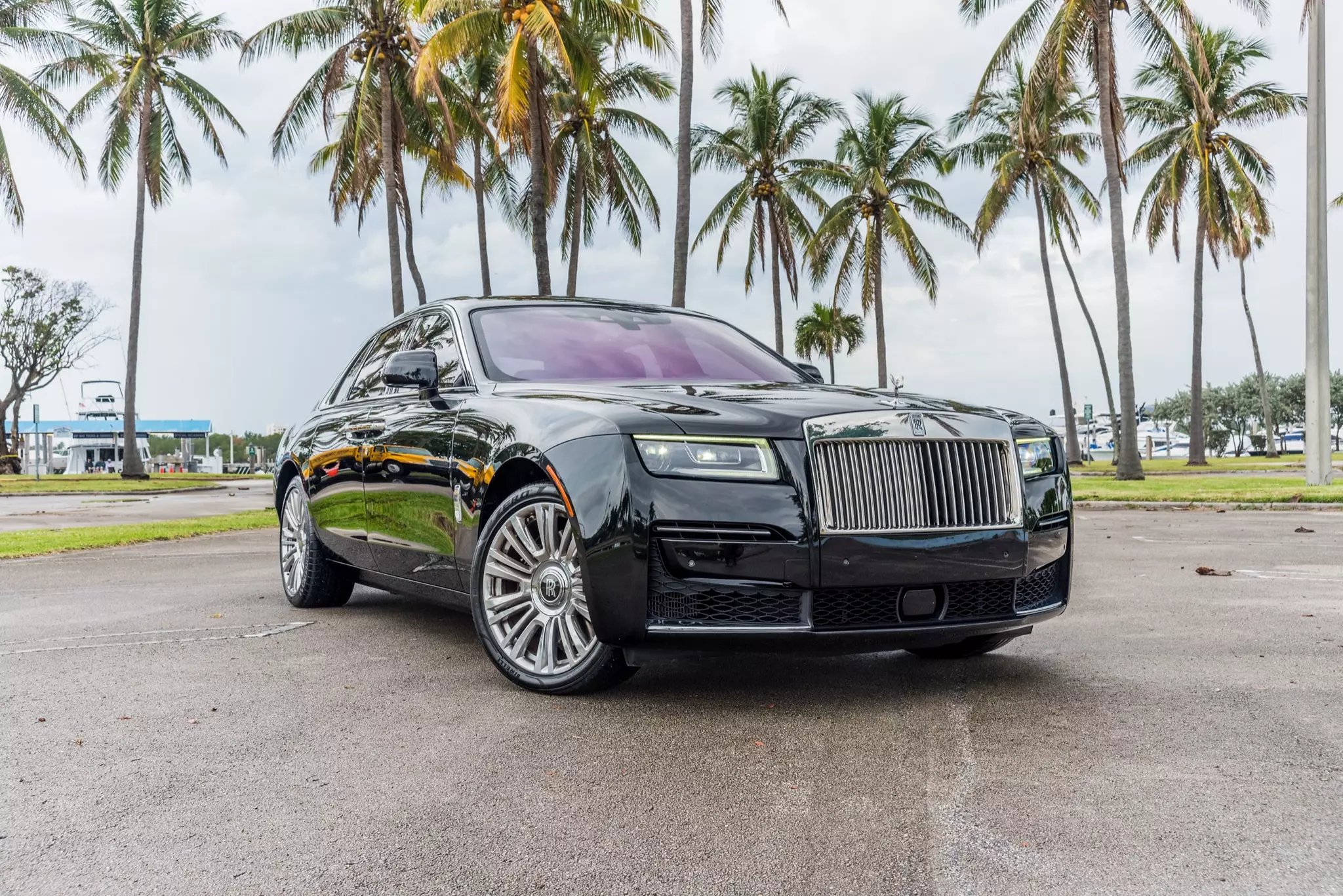 slider - American Butler