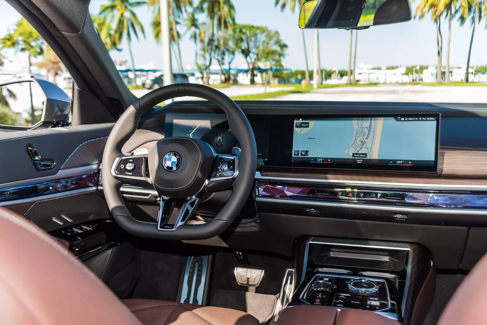 slider - American Butler