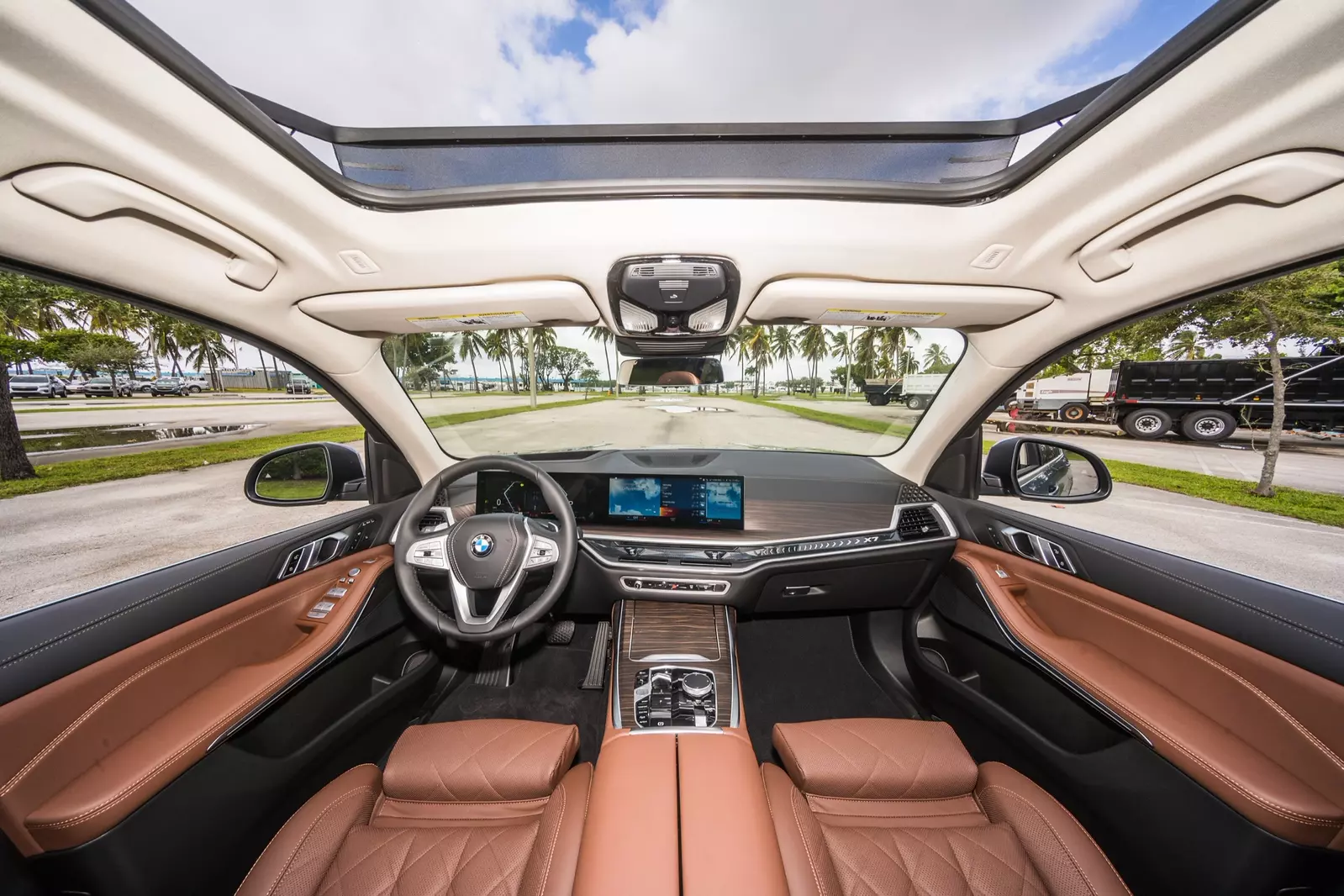 slider - American Butler