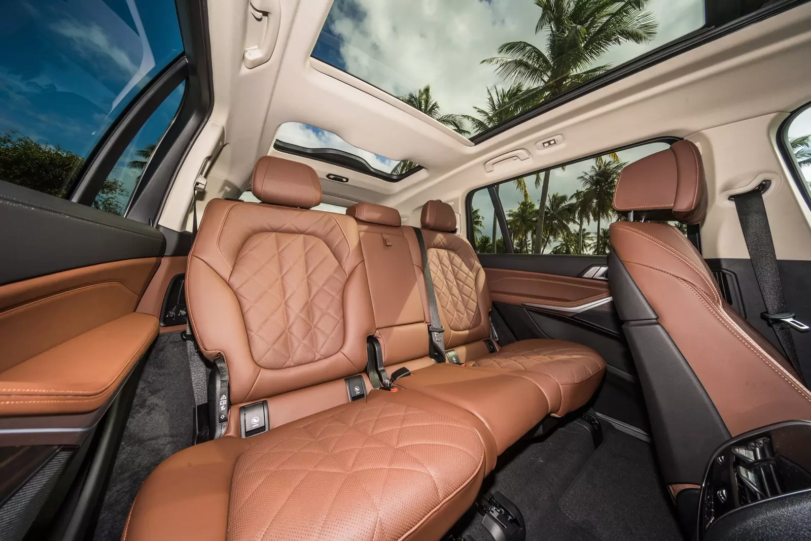 slider - American Butler