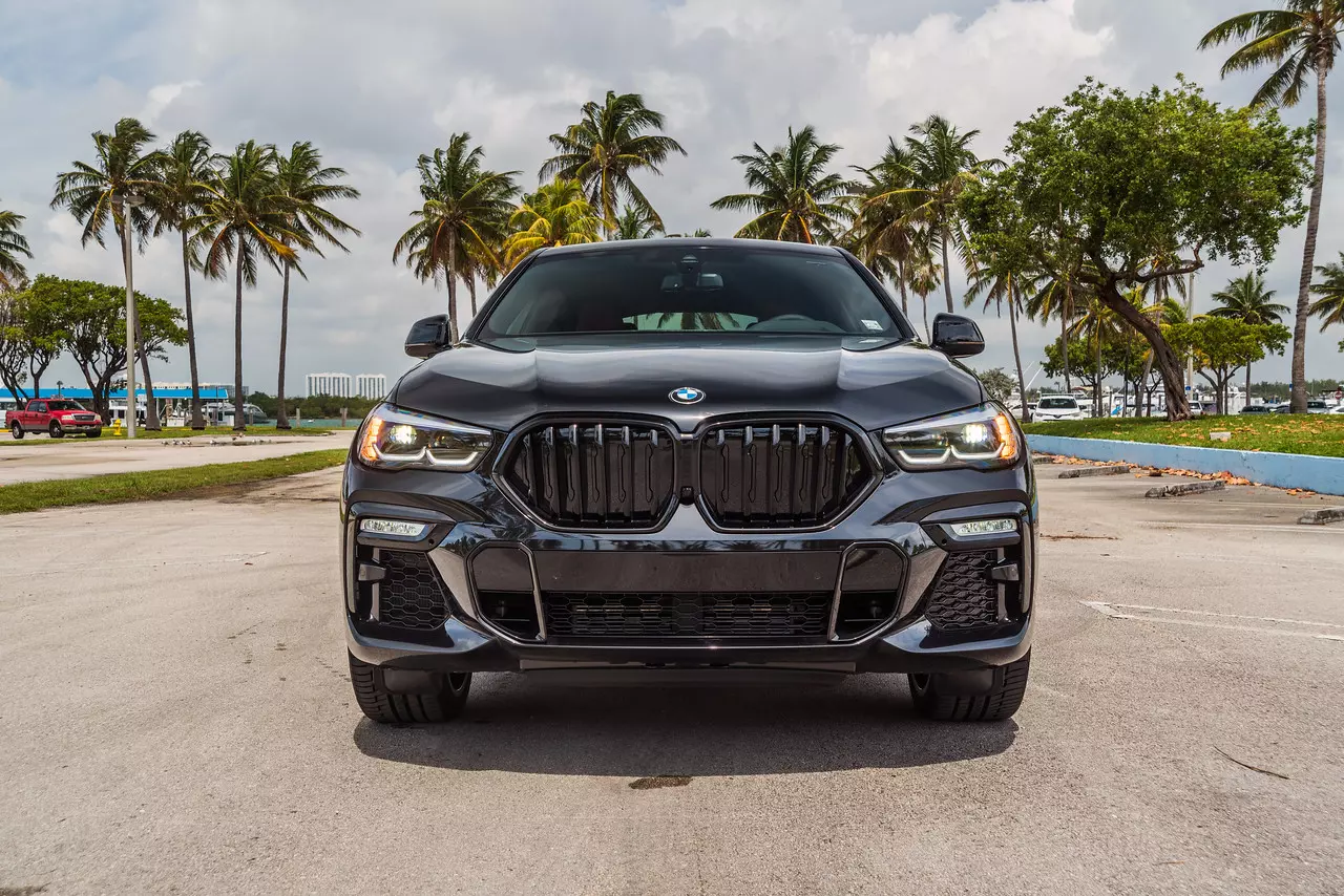 slider - American Butler