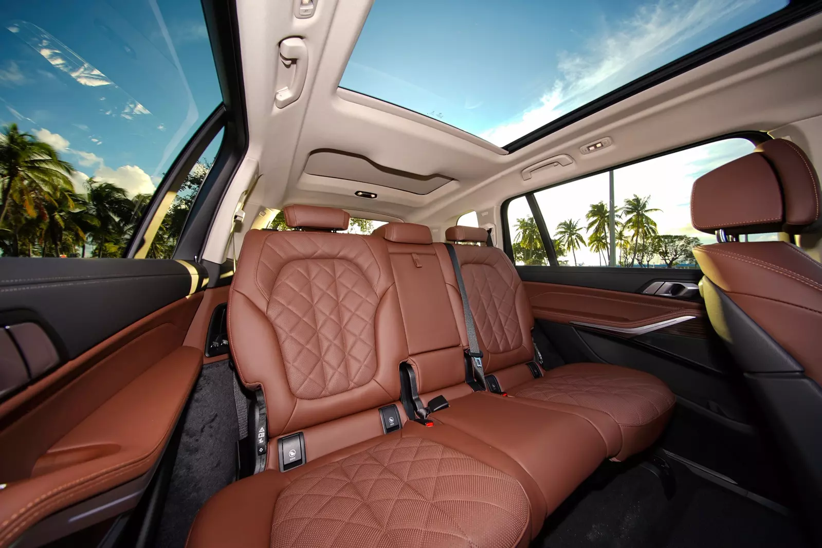 slider - American Butler