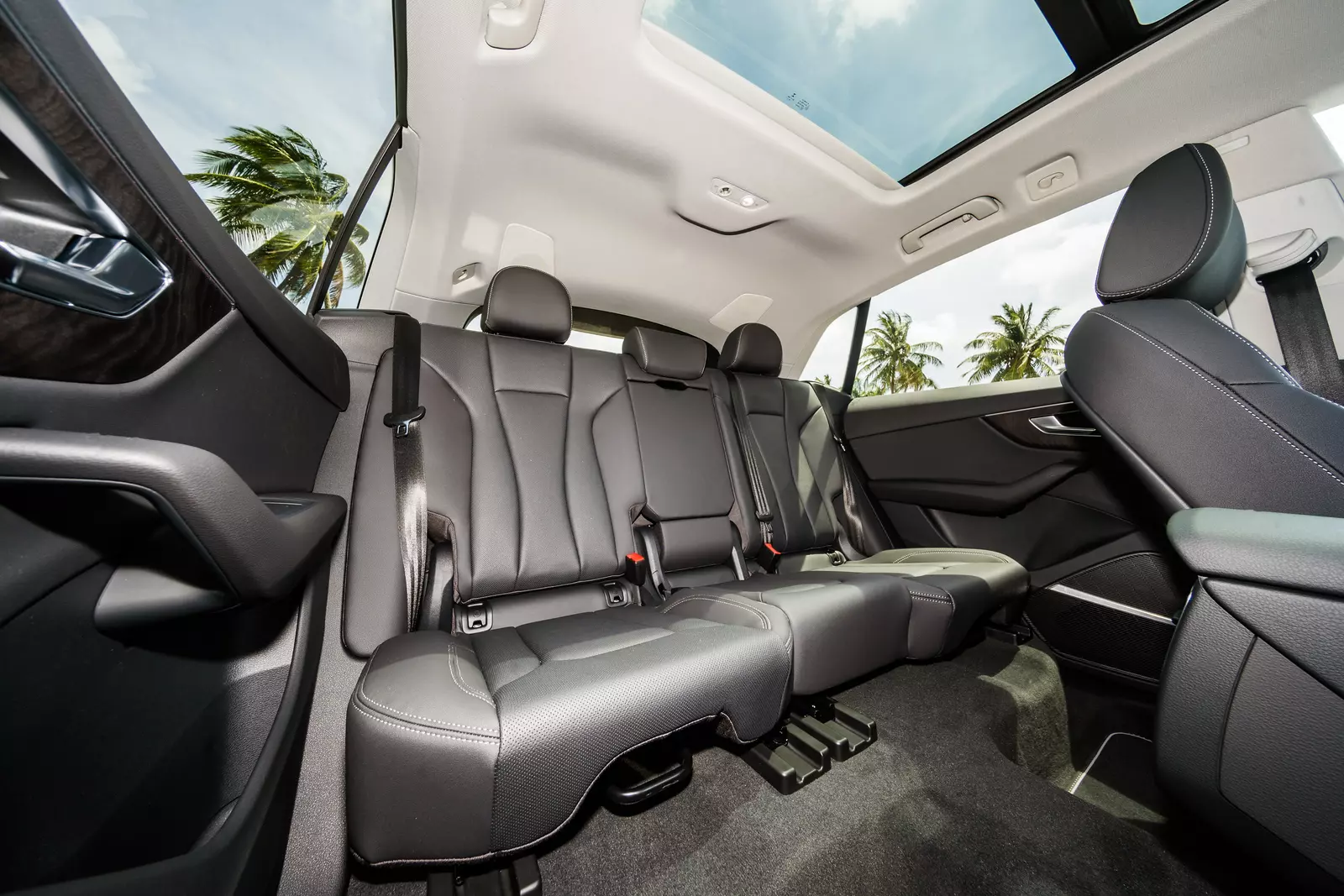 slider - American Butler