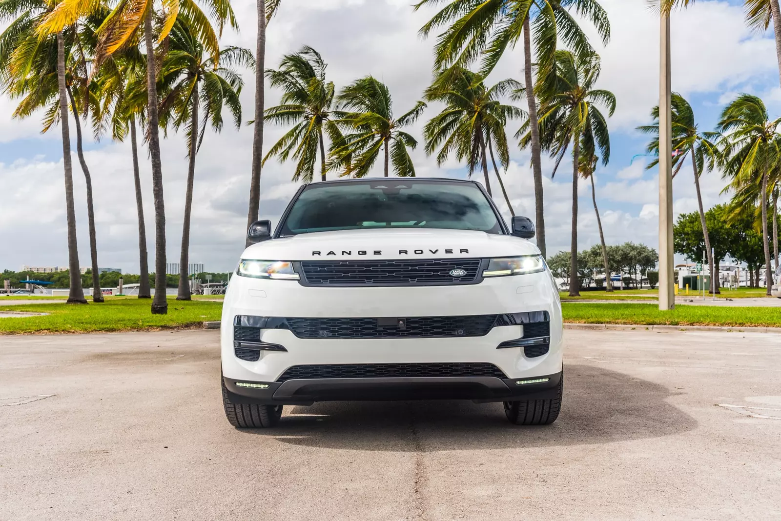 slider - American Butler