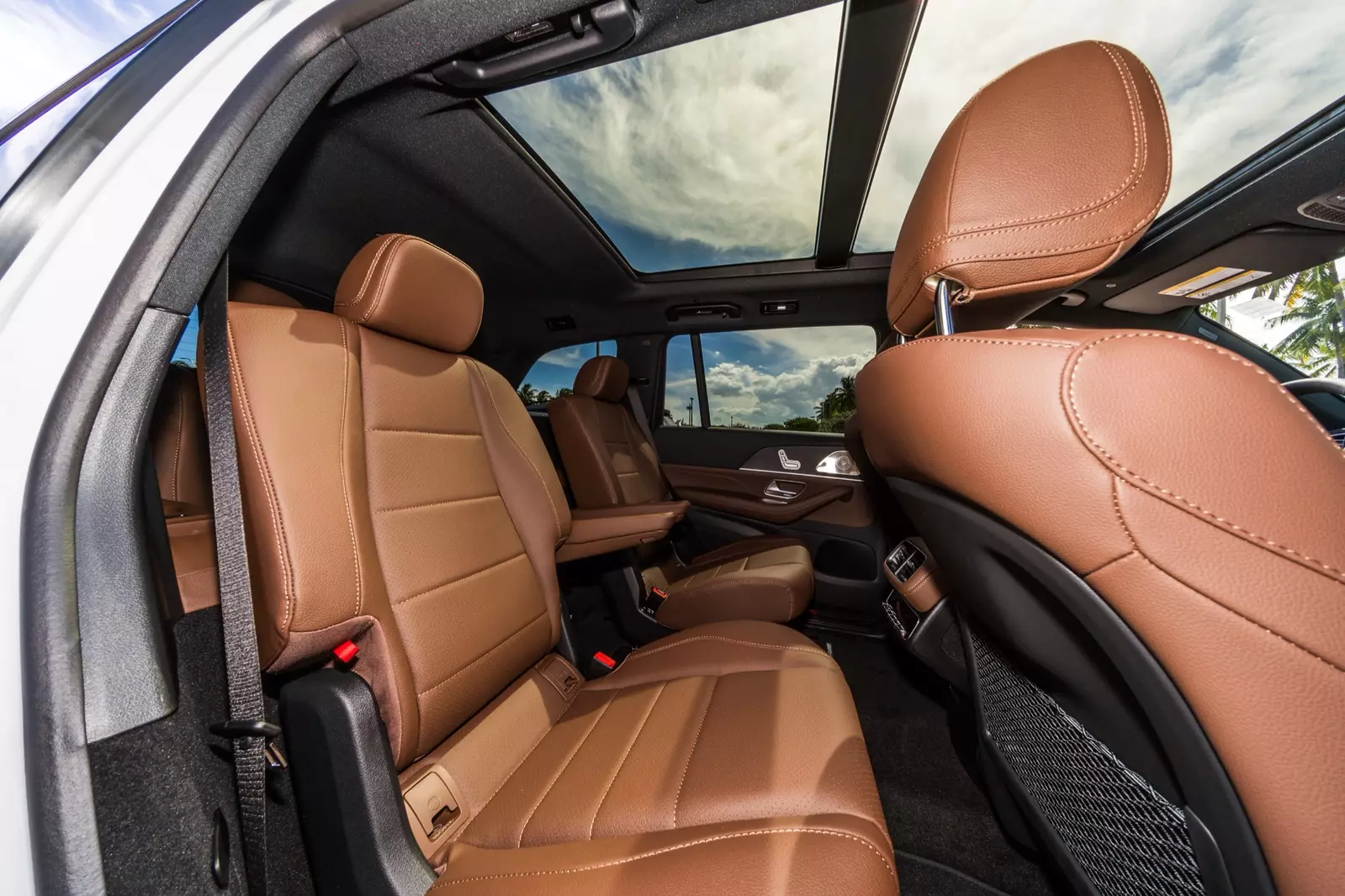 slider - American Butler