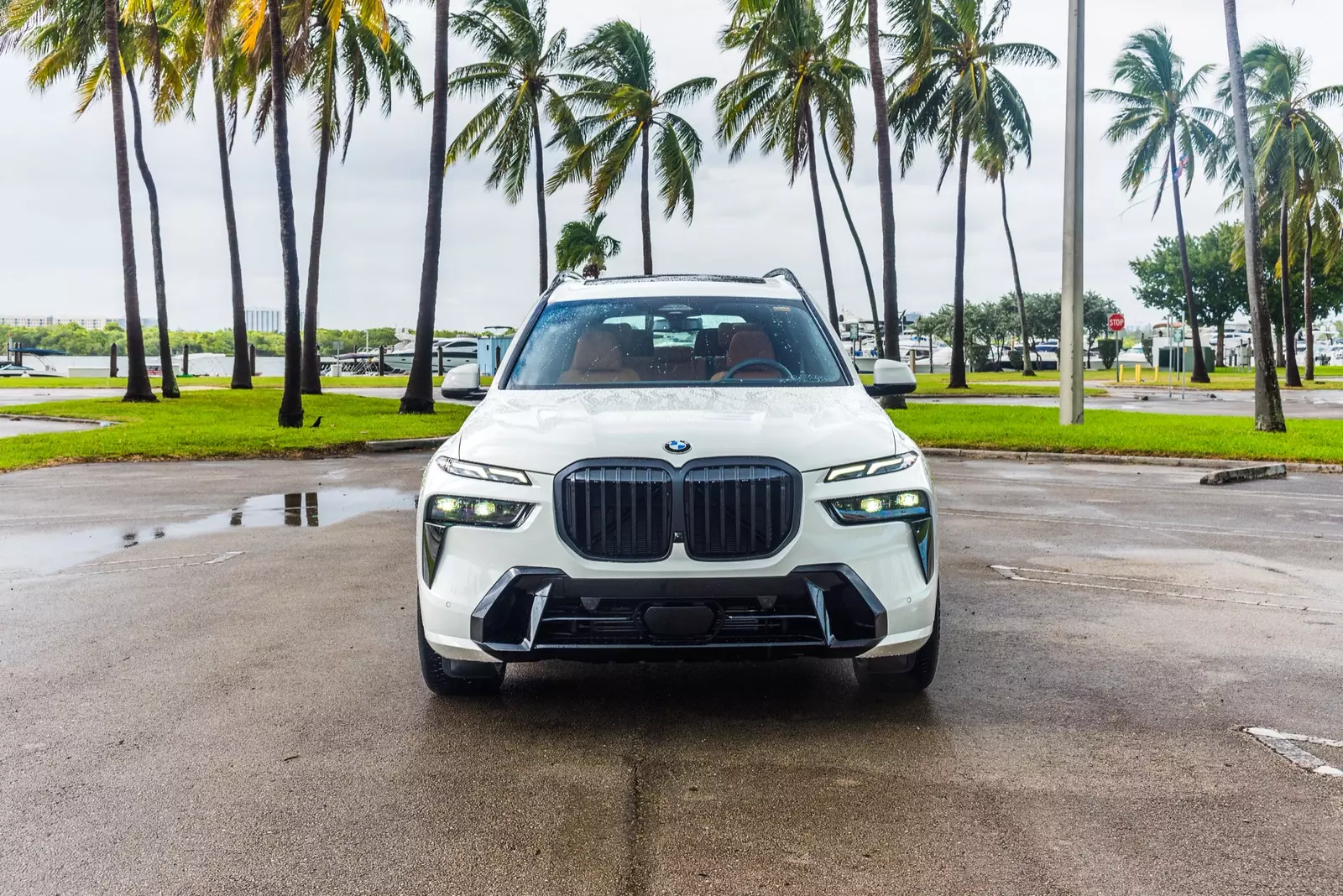 slider - American Butler