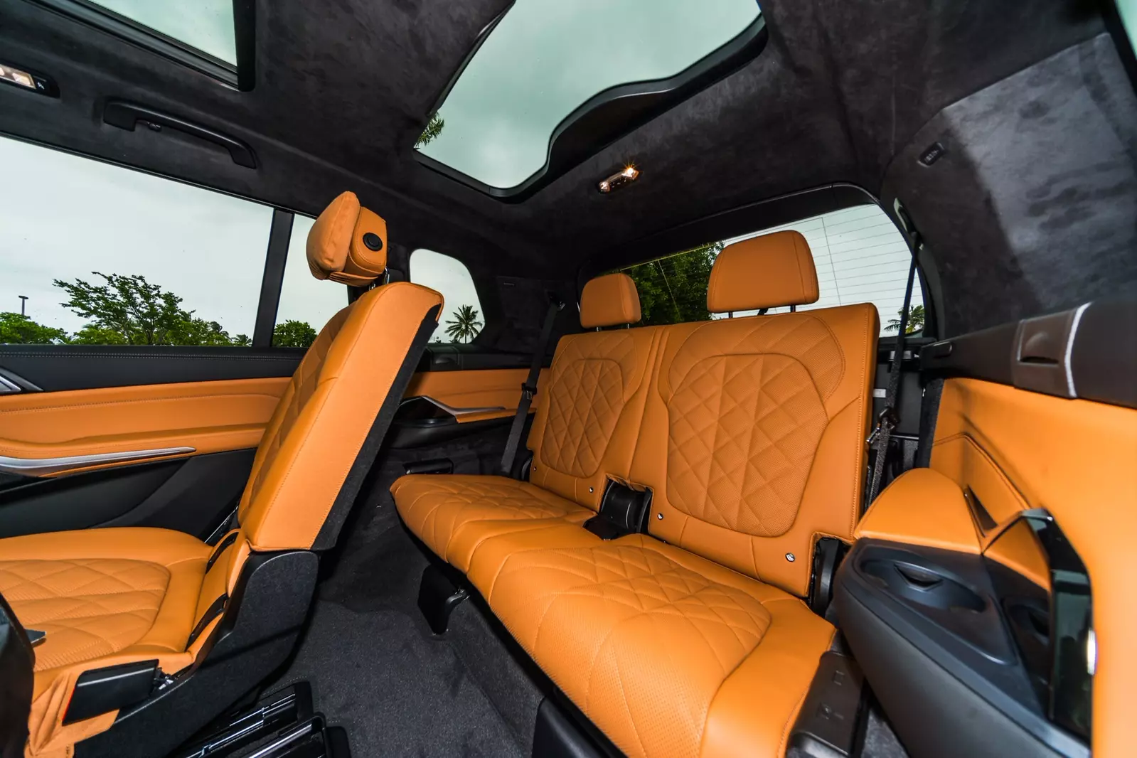 slider - American Butler