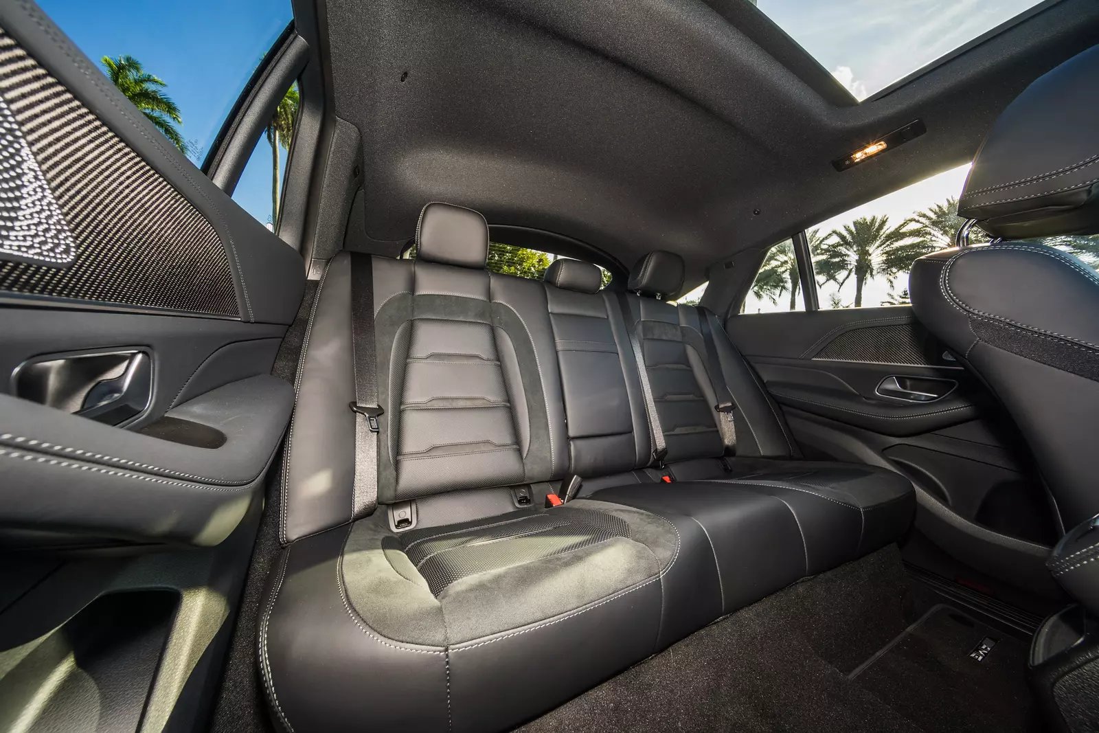 slider - American Butler