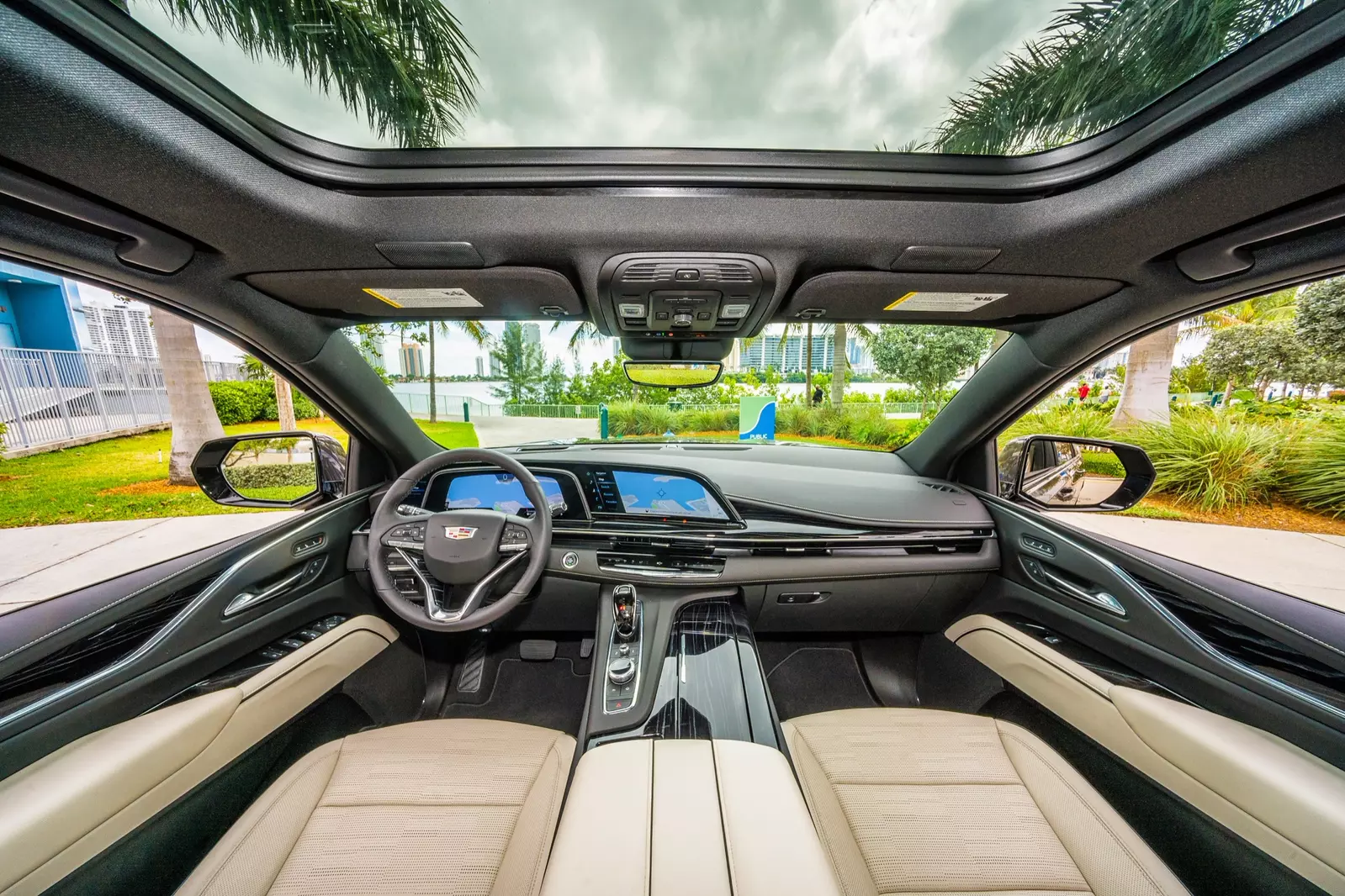 slider - American Butler