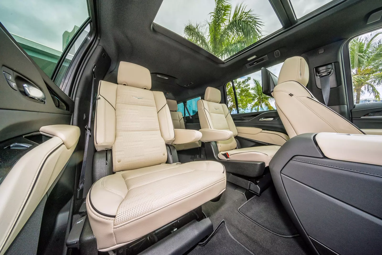 slider - American Butler