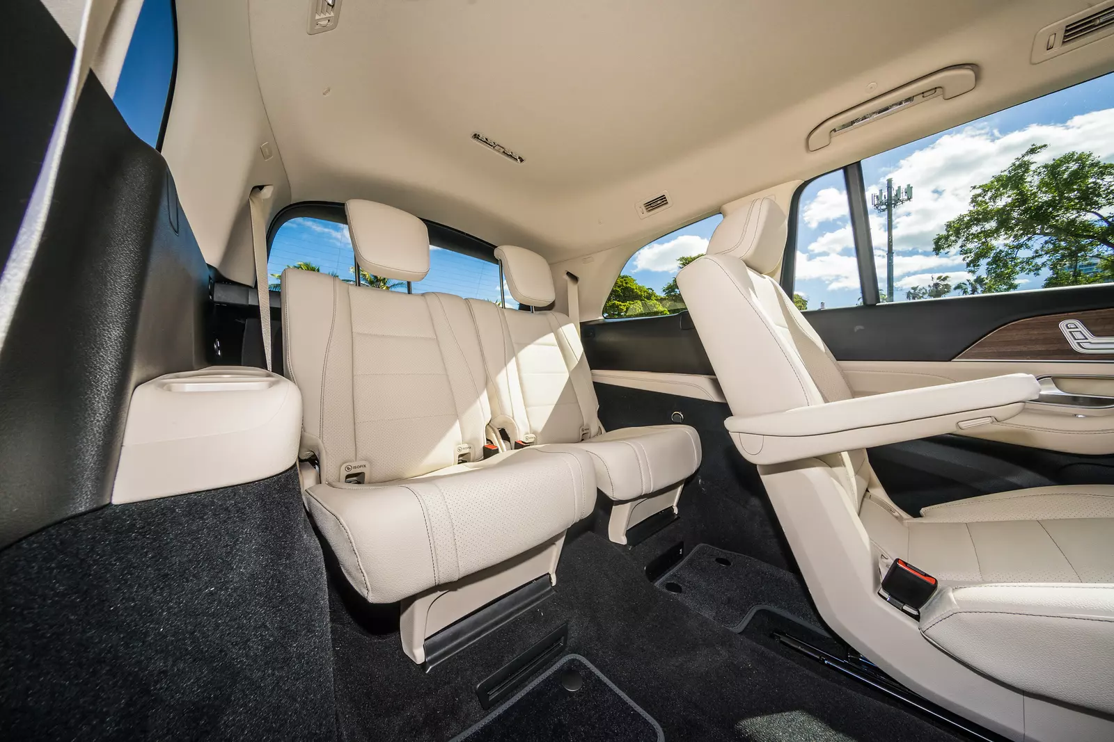 slider - American Butler