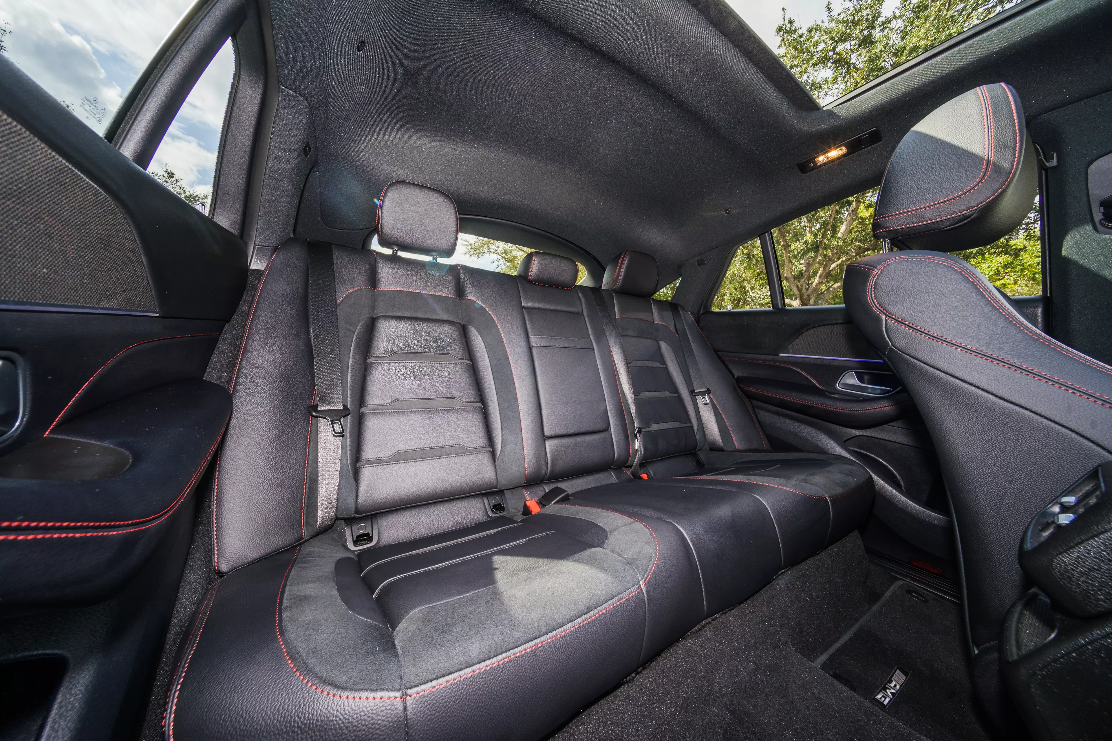 slider - American Butler