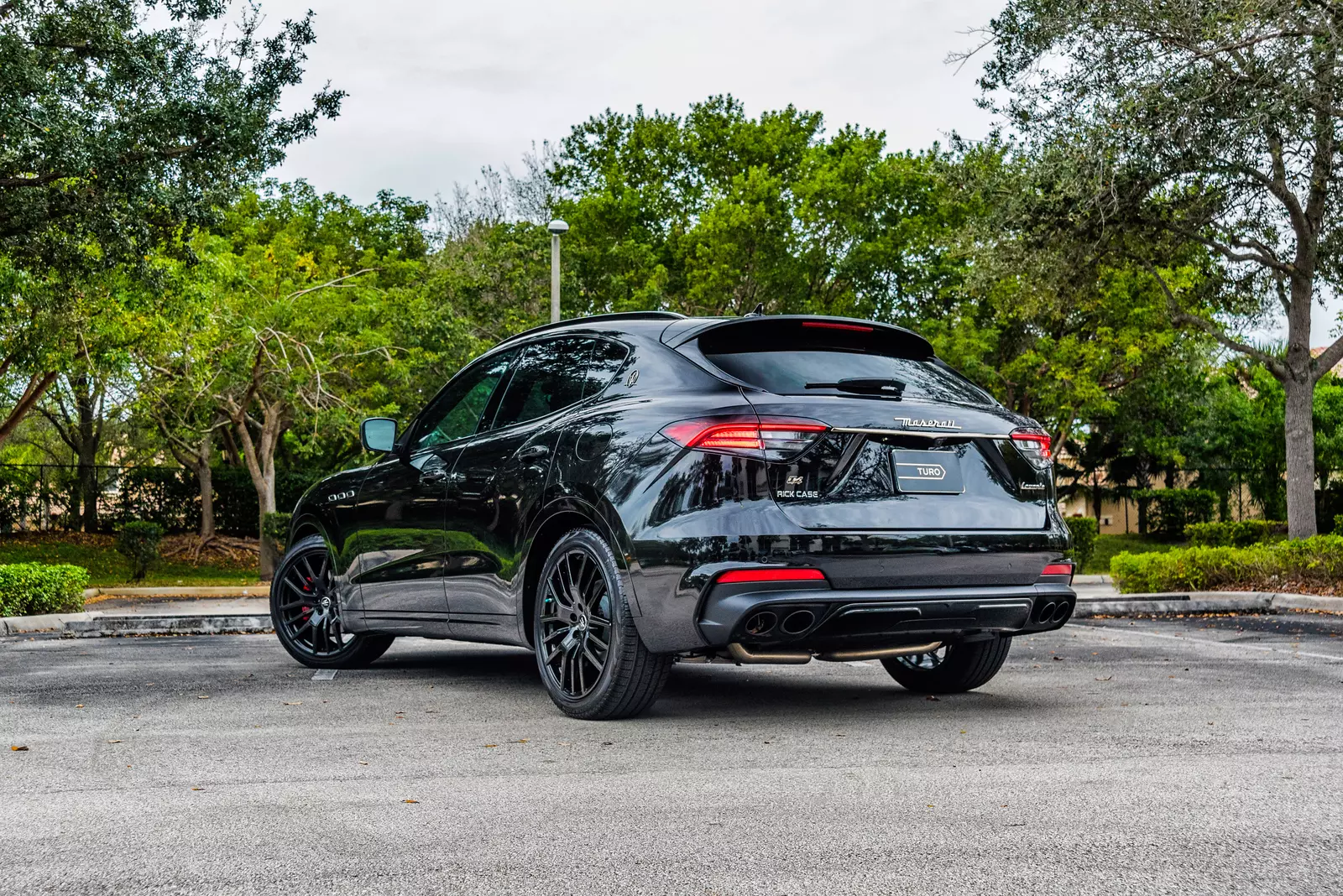 slider - American Butler