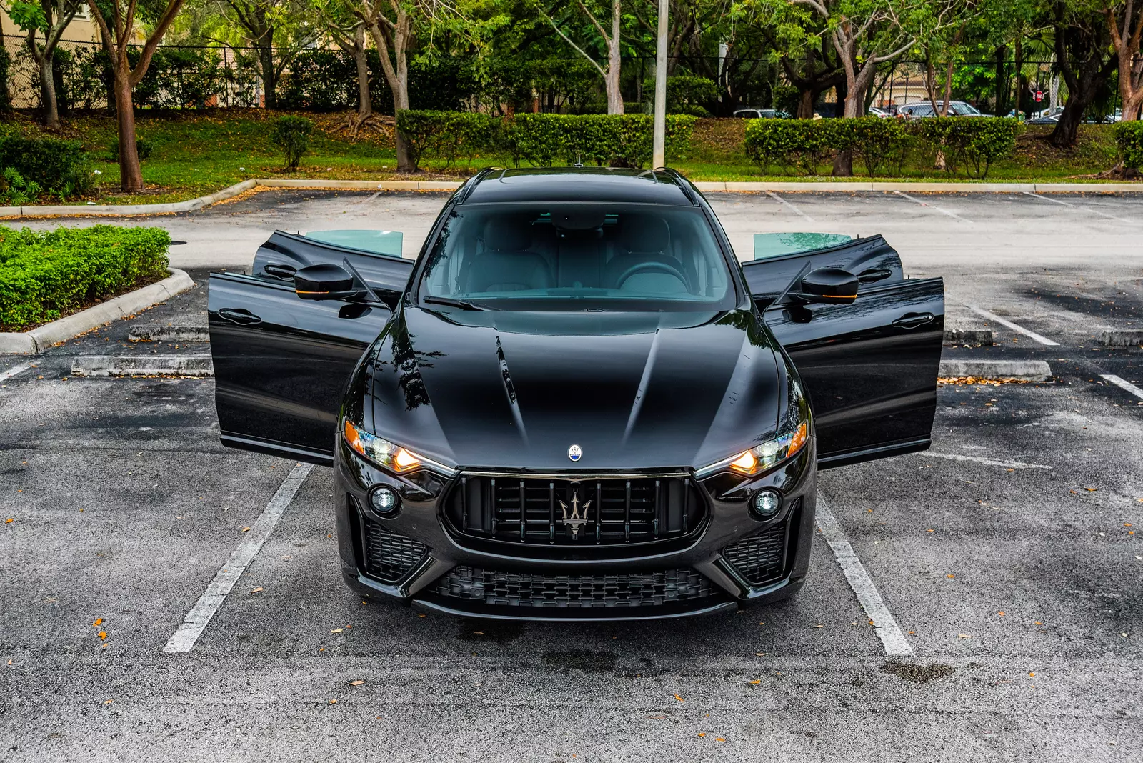 slider - American Butler