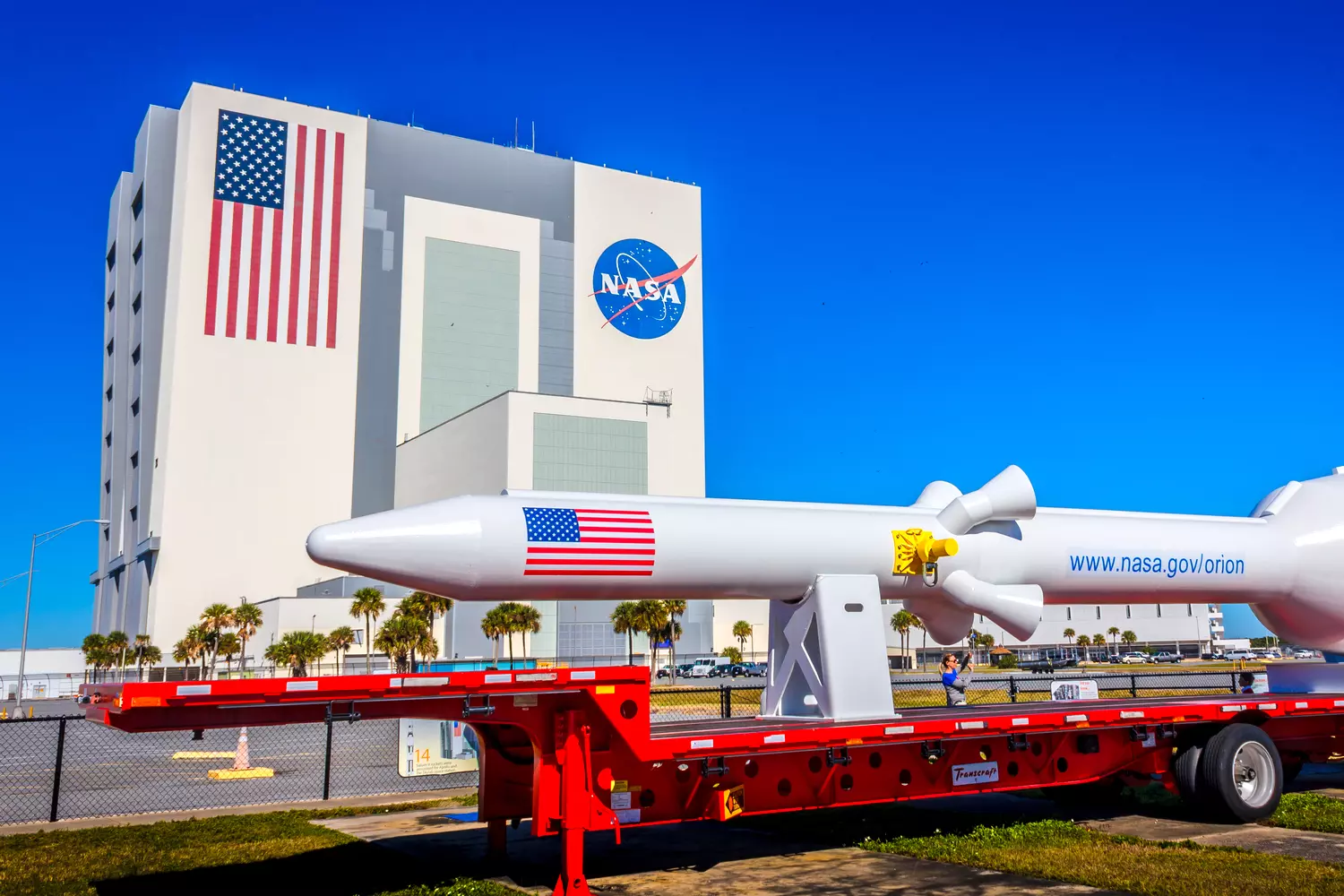 slider - American Butler