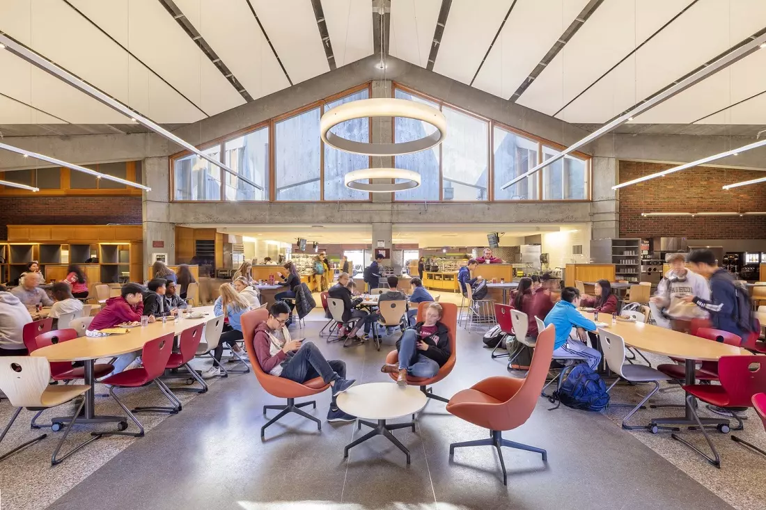 slider - American Butler