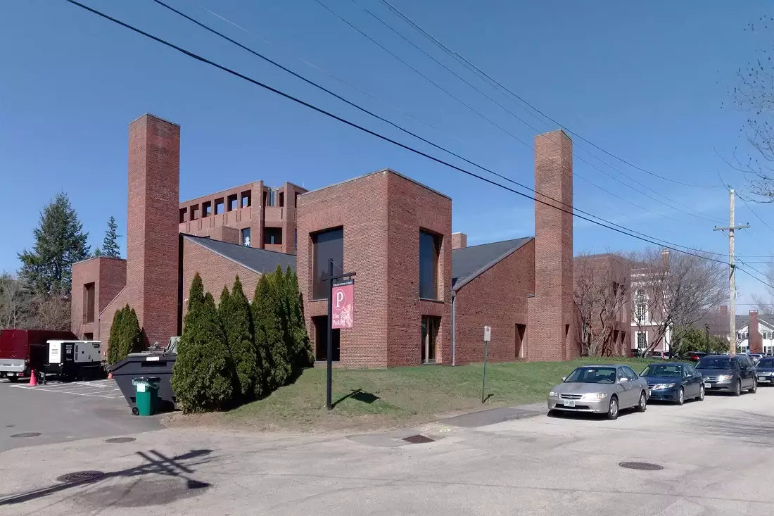 slider - American Butler