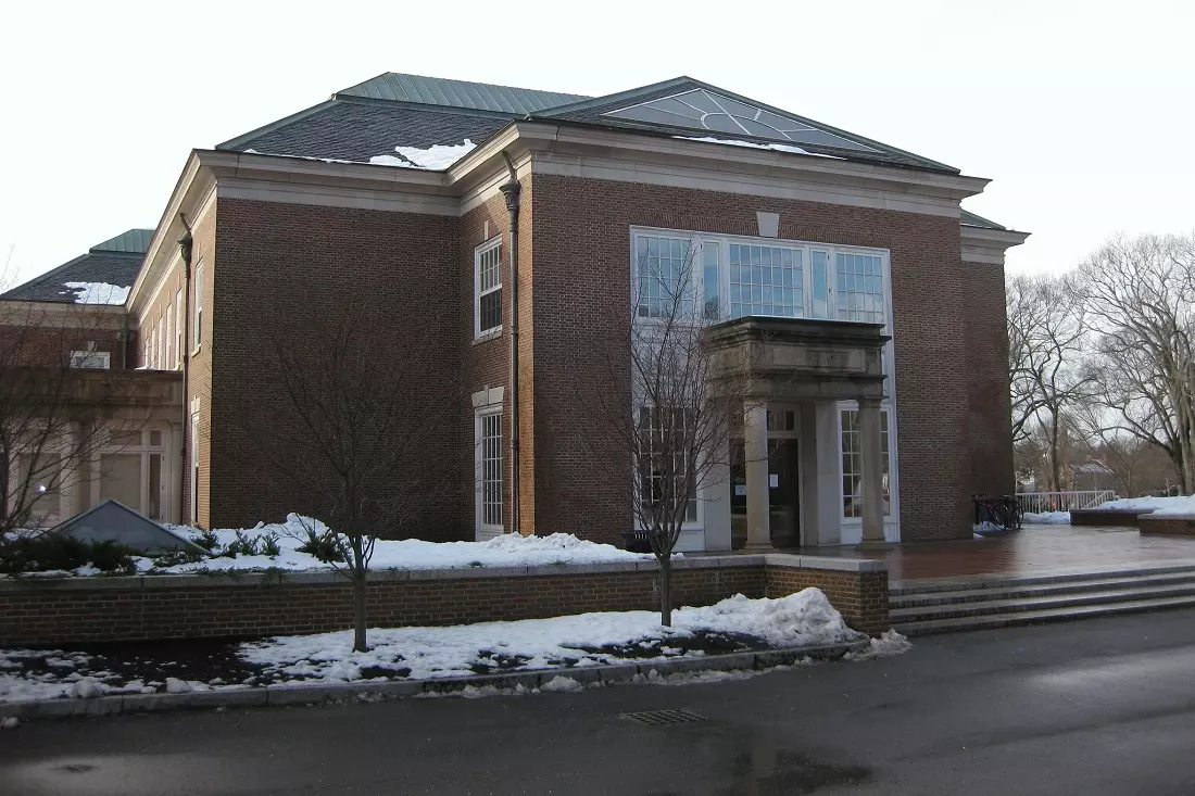 slider - American Butler