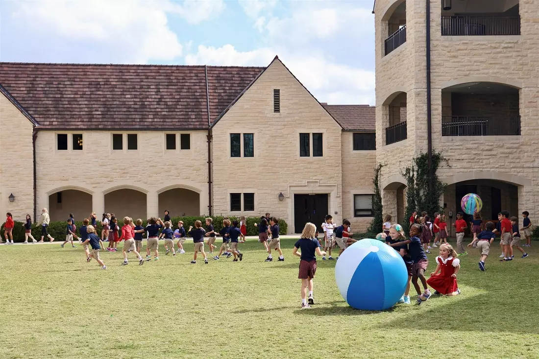 slider - American Butler