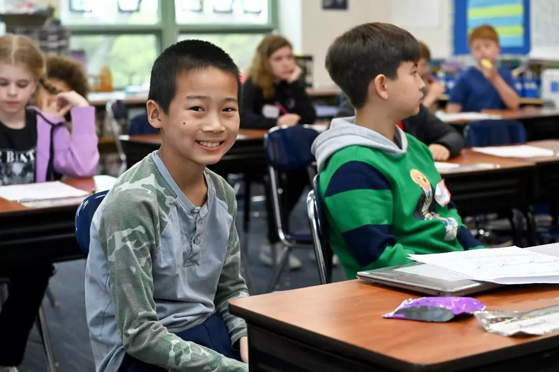 slider - American Butler