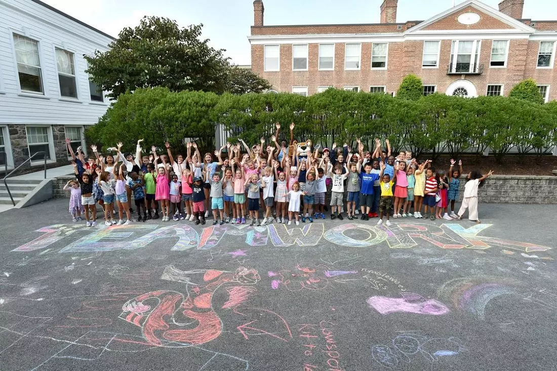 slider - American Butler