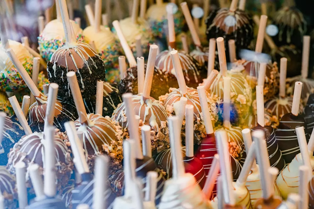 slider - American Butler