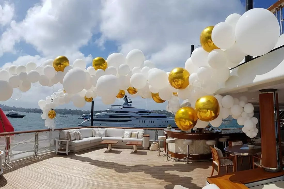 slider - American Butler