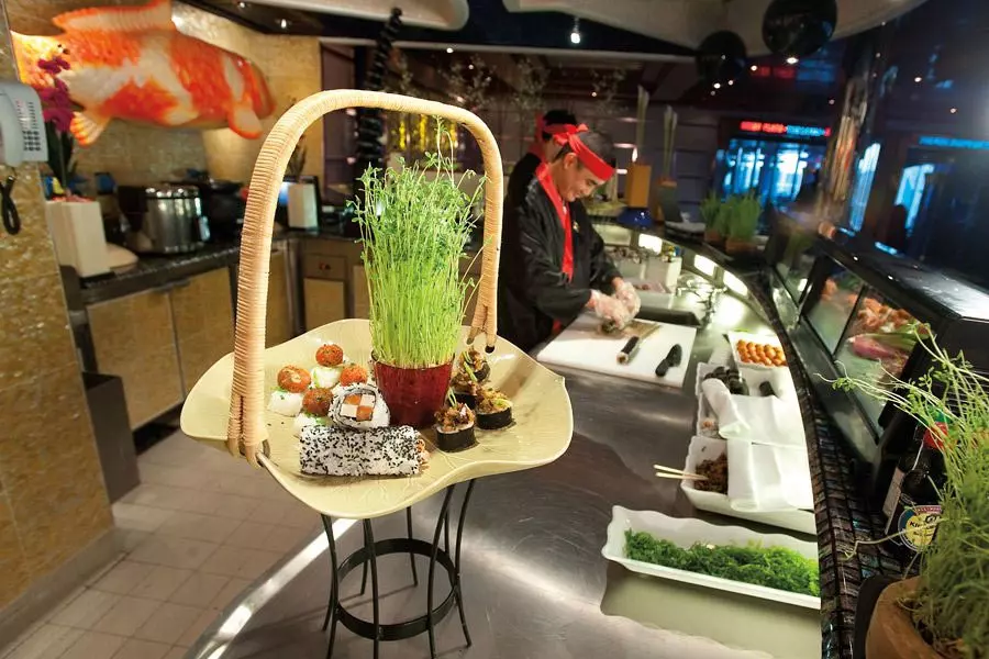 slider - American Butler