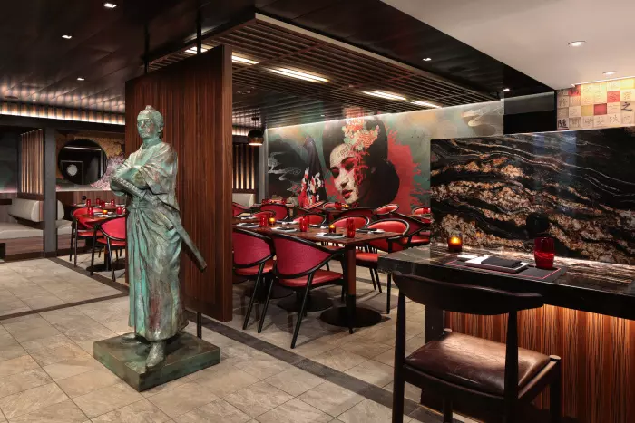 slider - American Butler