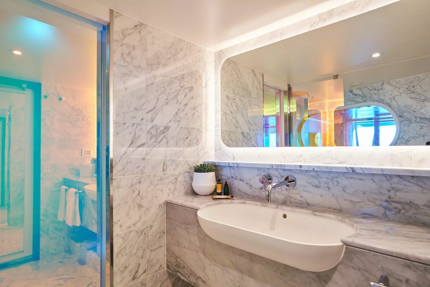 slider - American Butler